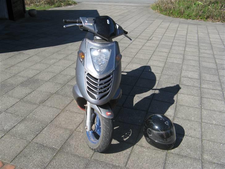 Aprilia Sonic billede 2