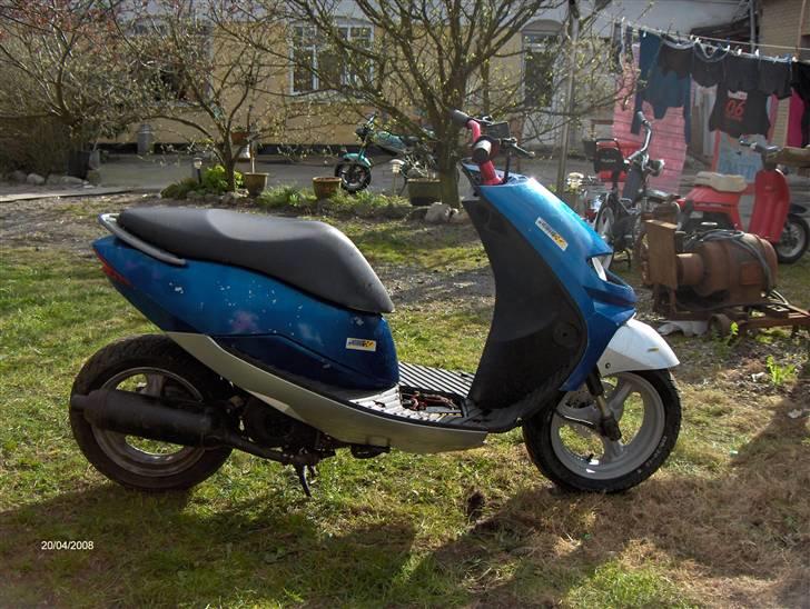 Suzuki estilete SOLGT billede 4