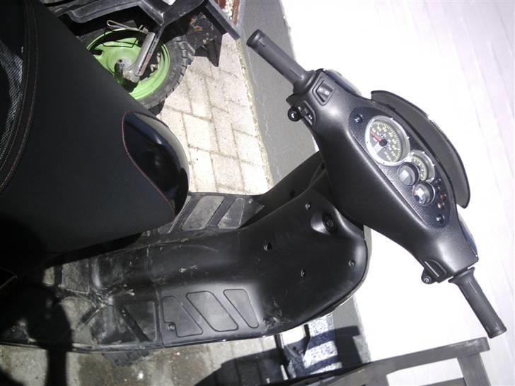 Piaggio typhoon før solgt billede 11