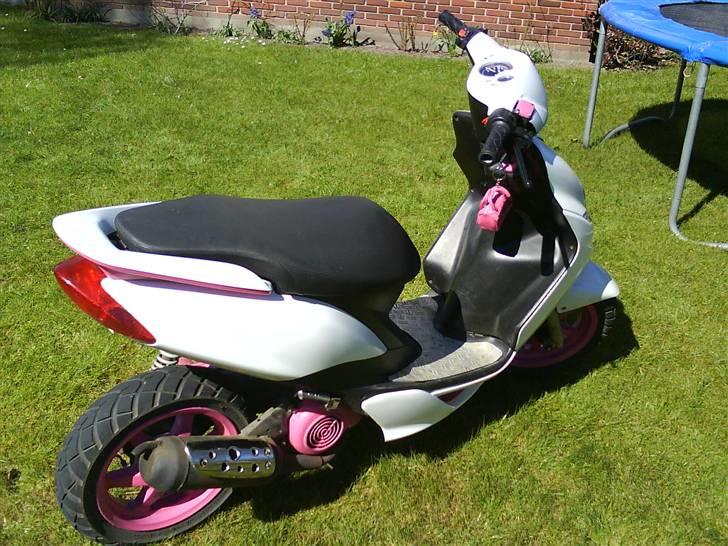 Yamaha jog R      SOLGT<'3 billede 5