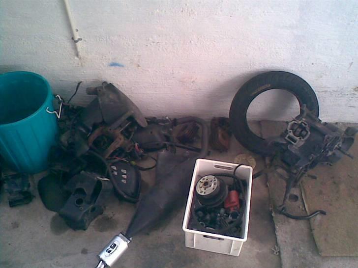 Piaggio zip *projekt* FØR billede 9