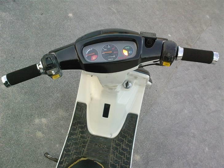 PGO Hot 50-Solgt billede 5