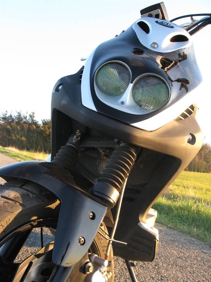 PGO pmx naked sommerbilleder billede 2