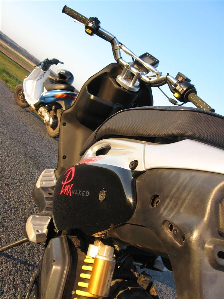 PGO pmx naked sommerbilleder billede 3