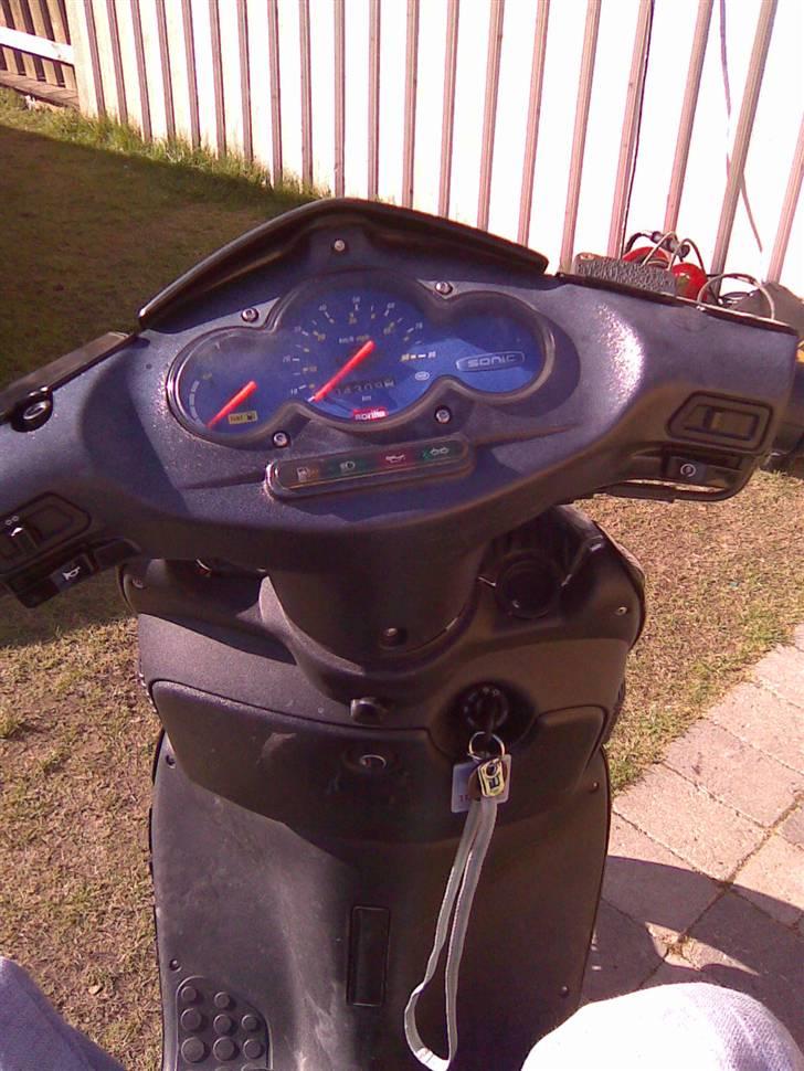 Aprilia Aprilia Sonic - GAMMELT BILLED NYT BILLED KOMMER D21 JULI billede 1