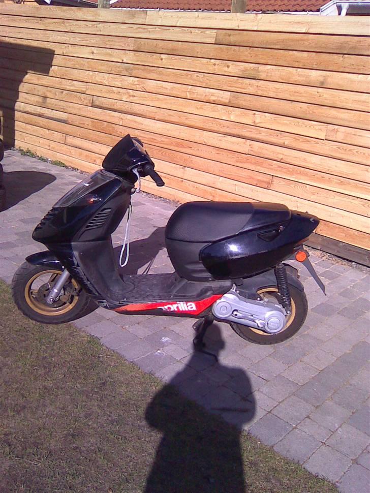 Aprilia Aprilia Sonic - GAMMELT BILLED NYT BILLED KOMMER D21 JULI billede 2