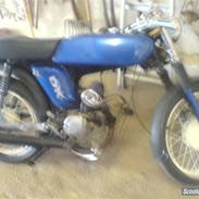 Yamaha 4gear (solgt)