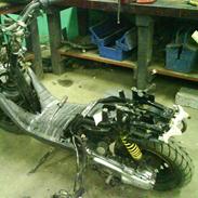 Yamaha mbk Booster    "givet væk