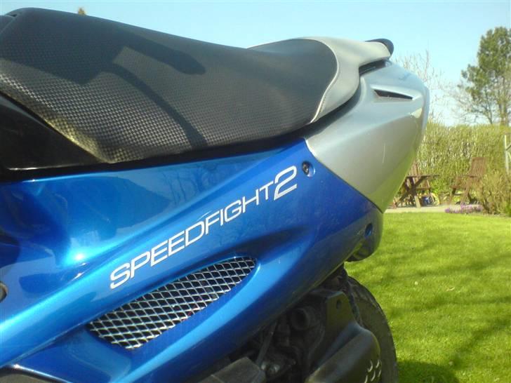 Peugeot Speedfight 2 STJÅLET! - Alugitter i midterste sideskjolde. billede 14