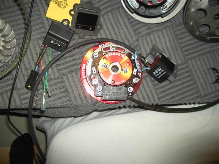 Aprilia Team # 3 wheelies*- T.C.R billede 5