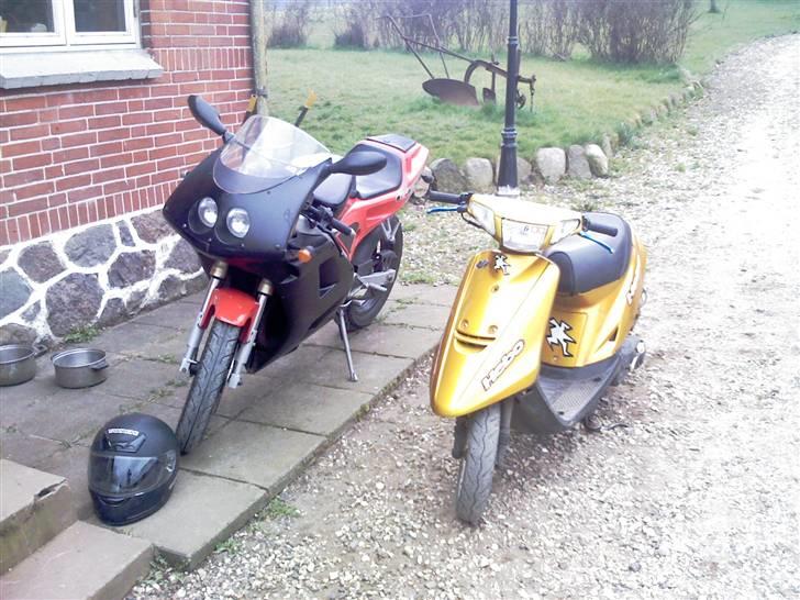 Derbi gpr solgt - min lillebrors jog ved siden af billede 2