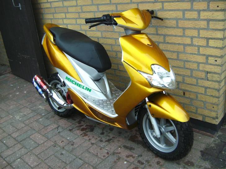 Yamaha Jog R(Eft) Byttet for smx - Efter og meget federe! :D billede 1