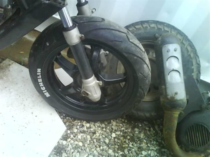 Yamaha booster aerox. ac. dd. billede 2