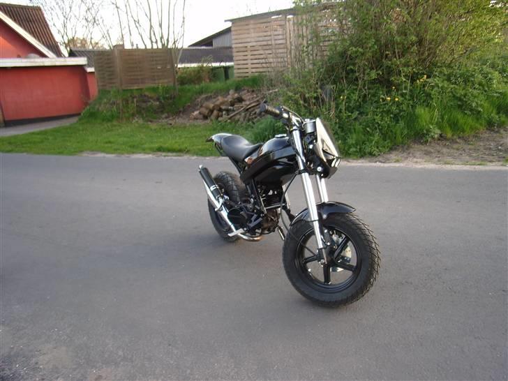 Suzuki street magic  billede 1