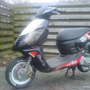 Aprilia sonic Smadret