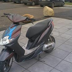 Yamaha jog r solgt