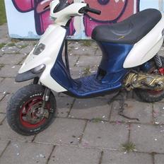 Gilera Stalker [perlemor]  90%