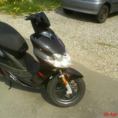Yamaha Jog R stjålet