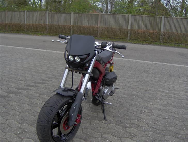 Suzuki Street Magic -Solgt- billede 2