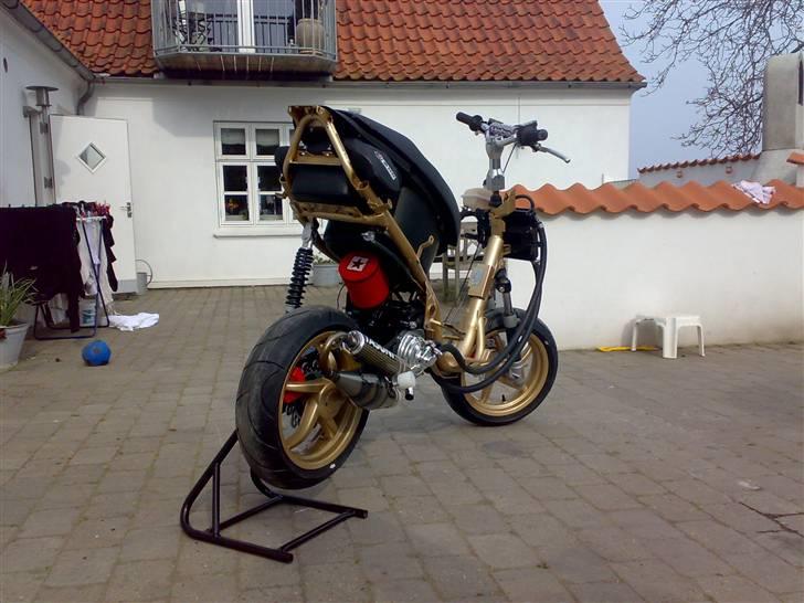 Aprilia Rally Evo II H2O 20.64 hk til salg billede 5