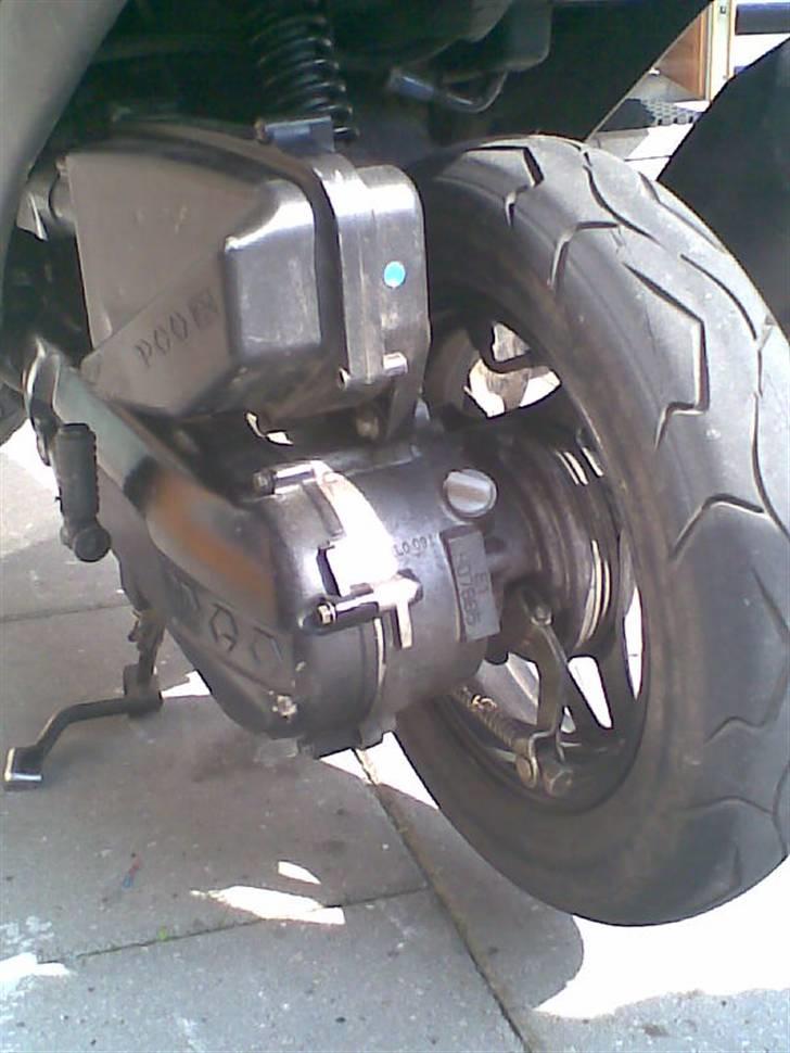 PGO comet Solgt! - motoren billede 8