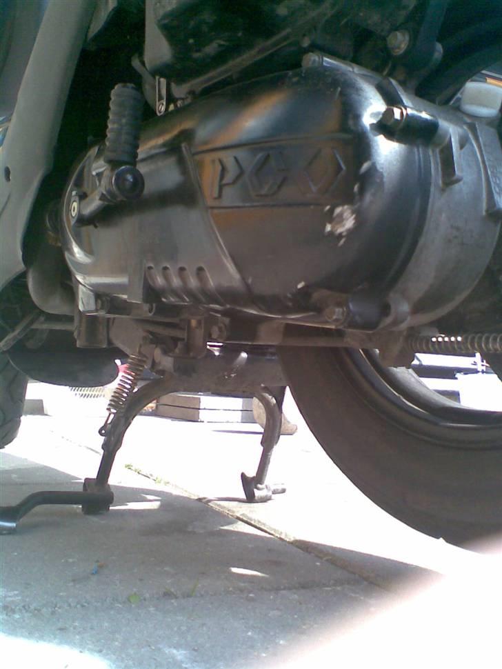 PGO comet Solgt! - skal ses irl ikk en pind rust på den. ! ud over udstødning. det ligner rust men er det ikk billede 9