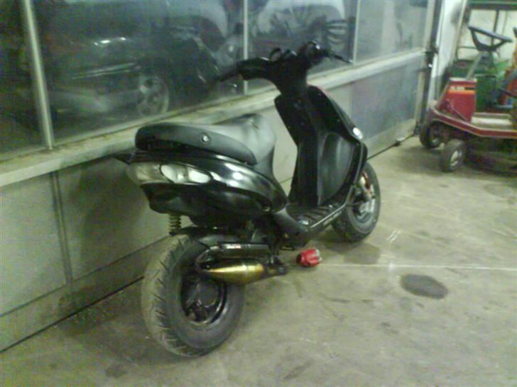 Gilera stalker før  - har baglygt glas til at ligge er faldet af :( billede 4