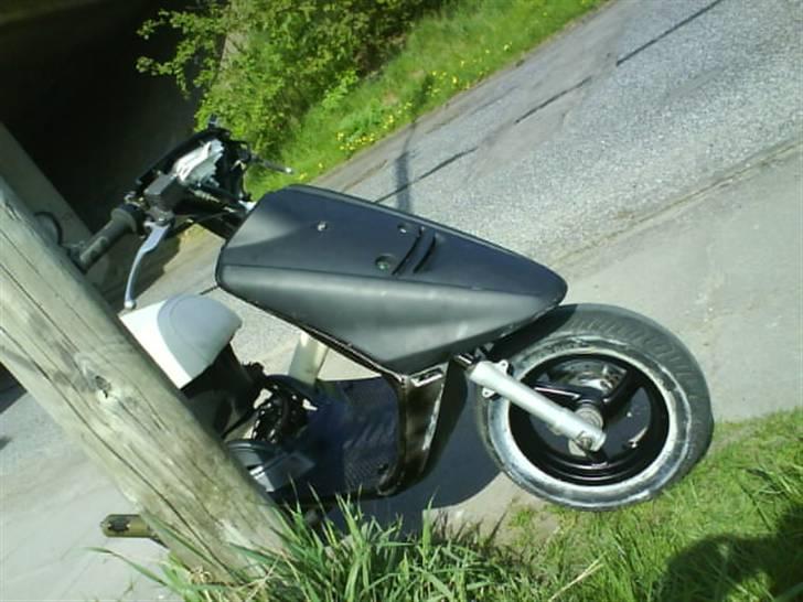 Yamaha Jog FS $ BYTTET - Første tur med det nye tun, Ude og køre den til  billede 6