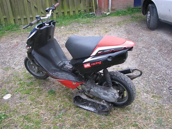 Aprilia Sr50 -> SOLGT billede 5