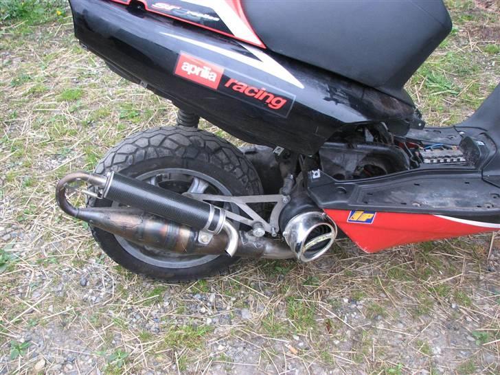 Aprilia Sr50 -> SOLGT billede 8
