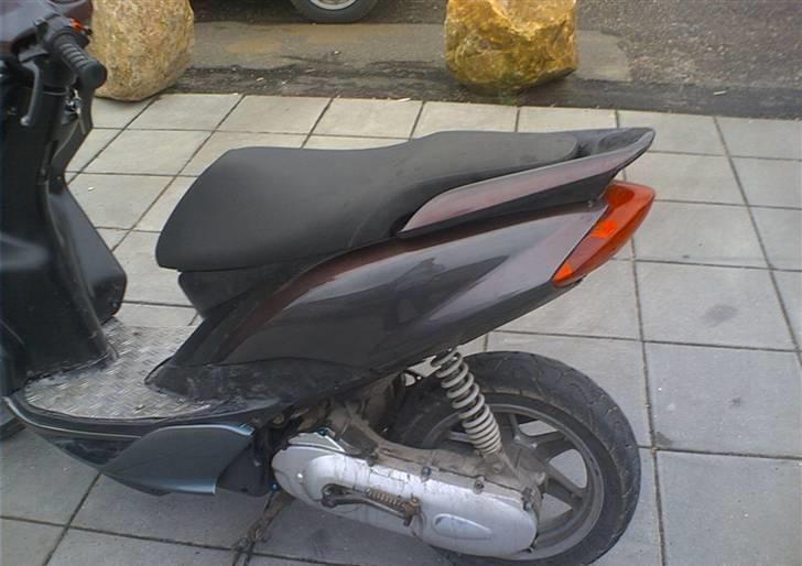 Yamaha jog r solgt billede 4