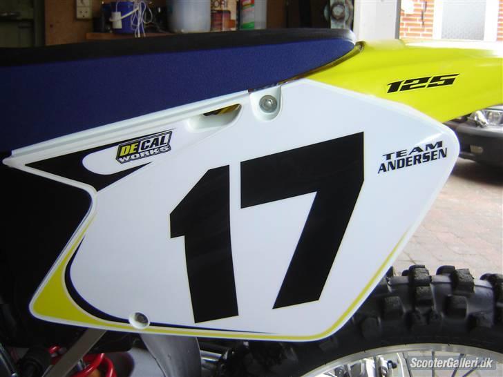 Suzuki RM 125 (SOLGT) billede 4