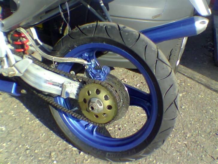 Aprilia Rs50 Nu Skyline byttet - Helt nyt dæk 1900kr for 2dæk fra tyskland Michellin billede 5