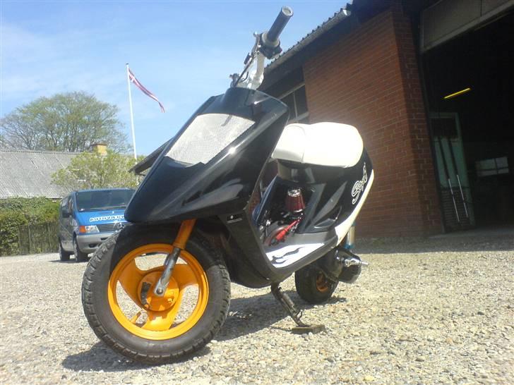 Yamaha Jog LC **TIL SALG** billede 1