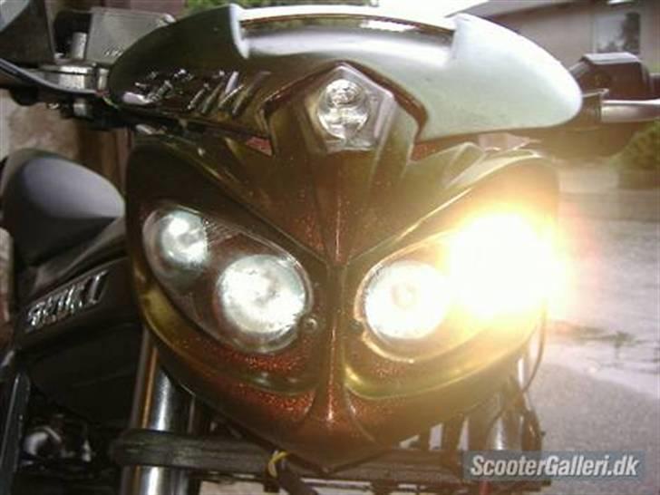 Suzuki street billede 8