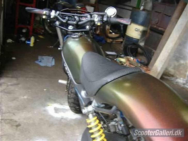 Suzuki street billede 9