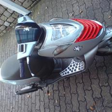 Aprilia Sonic til salg.