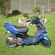 Peugeot Speedfight 2 * SOLGT *