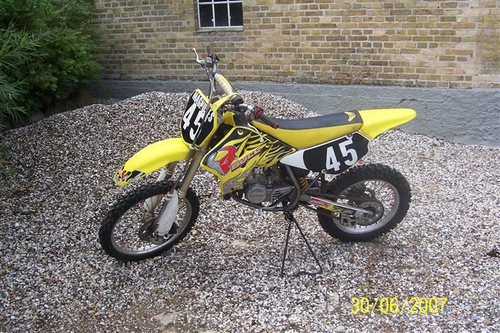 Suzuki Rm 85 (solgt) billede 10