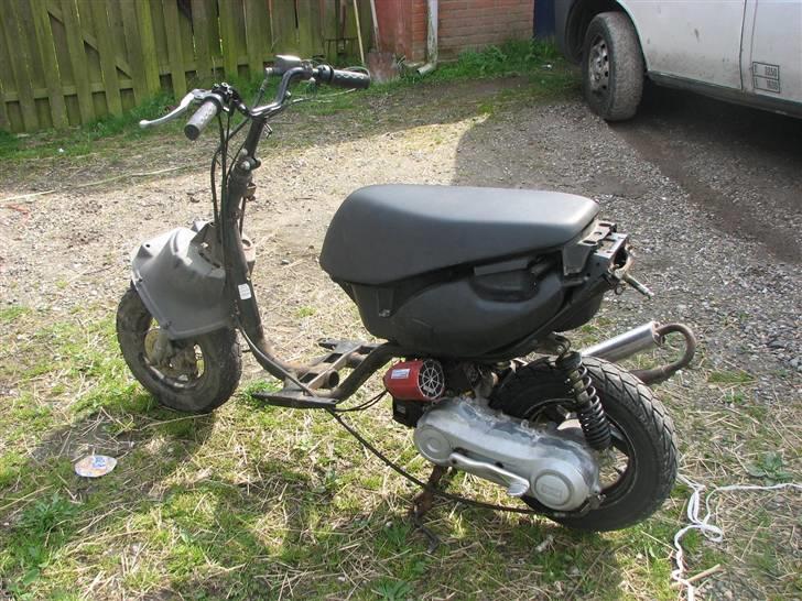 Aprilia Sonic -> SOLGT billede 4