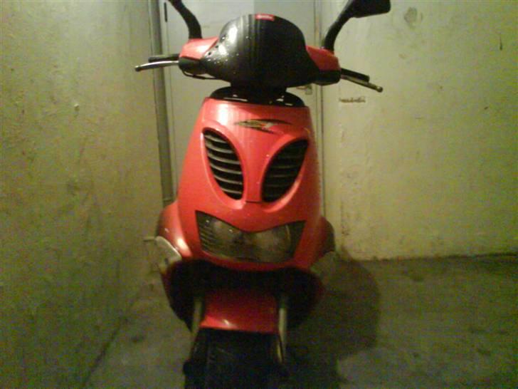 Aprilia sr 50 slogt billede 2