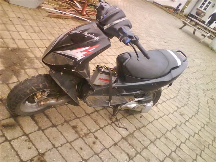 Peugeot speedfight 2    solgt billede 1