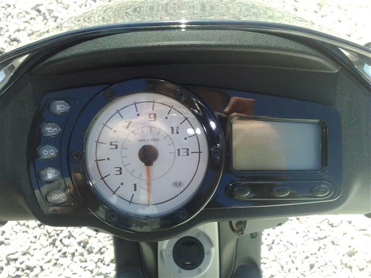 Piaggio NRG Power DT (SOLGT) billede 9