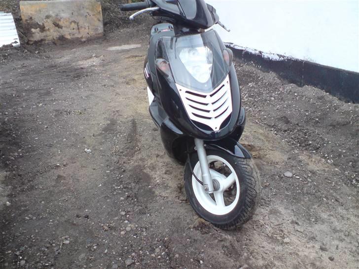 Aprilia Sonic SOLGT billede 8