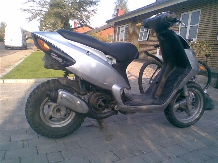 Piaggio NRG mc3 ac (ombygges) billede 4