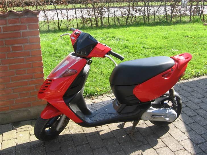 Aprilia (Sonic Byttet til Jog) billede 2
