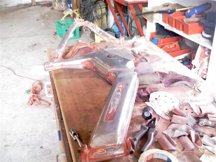 Puch maxi - stellet er ved at blive slebet. næsten færdig :P billede 14