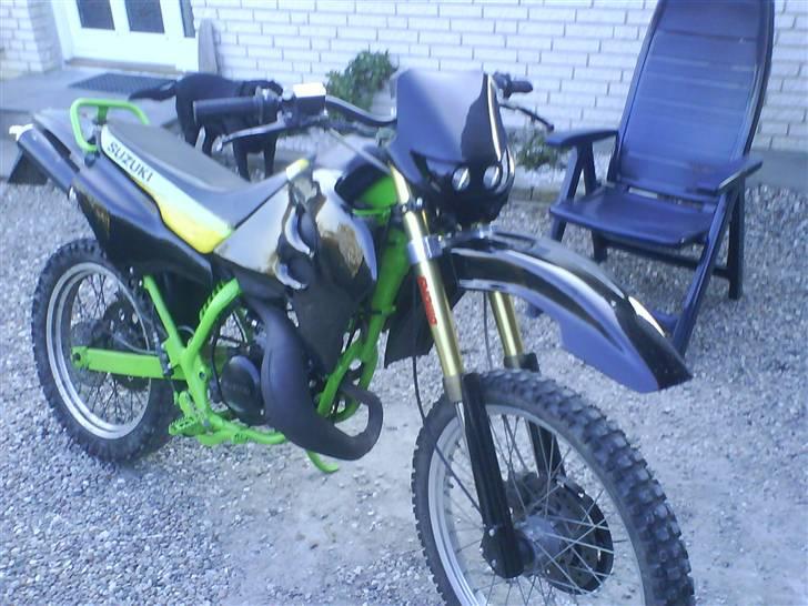 Suzuki RMX billede 3