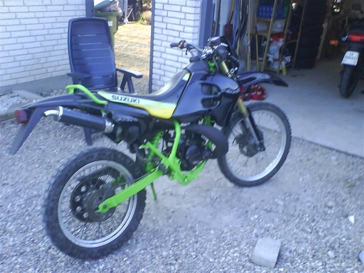 Suzuki RMX billede 4