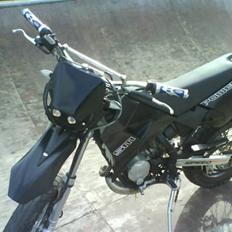 CPI sm solgt i dele og skotte